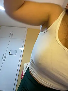 White-Petite online show from June 10, 6:01 am