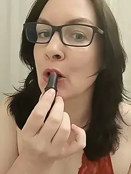 DesreRose online show from June 6, 5:52 pm