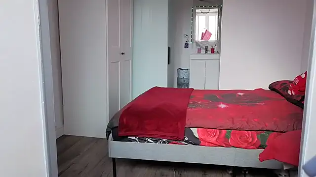 HotSpicyGujju online show from February 25, 8:35 am