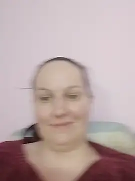 BustyLadyAlma online show from May 31, 11:38 am