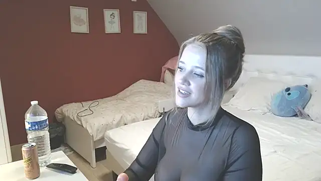 Neonstar online show from July 27, 8:17 pm