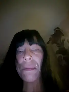 misscectito13 online show from December 4, 7:10 am