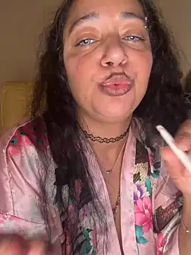 PichyPrettyPussy online show from November 21, 7:49 pm