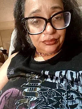 Snapshot of PichyPrettyPussy chatting on October 3, 7:08 pm PichyPrettyPussy online show from October 3, 7:08 pm