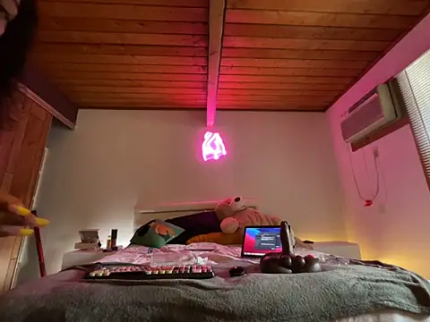 odbodu online show from April 15, 2:28 pm