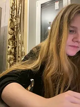 Snapshot of -MimmiLissa- chatting on October 14, 3:36 pm -MimmiLissa- online show from October 14, 3:36 pm