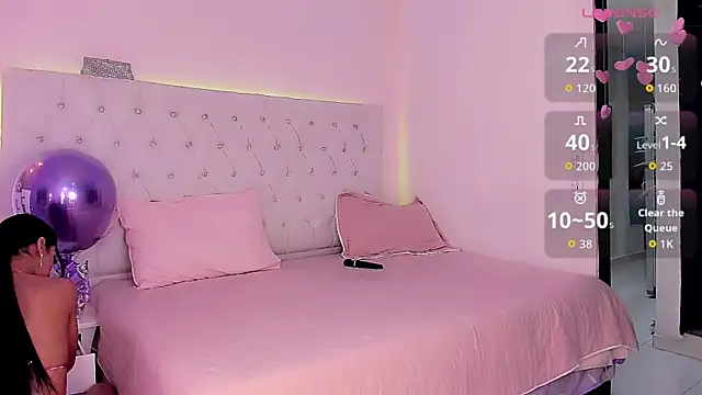 Michell simons online show from October 12, 7:55 am