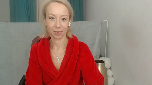 LuxuryNika online show from November 21, 11:23 am