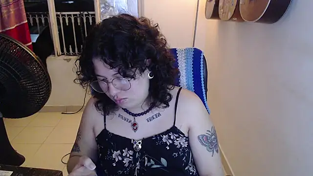 Smoke trip Alicia online show from December 18, 10:31 am