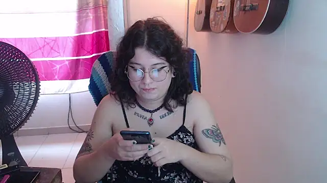 Smoke trip Alicia online show from December 2, 11:23 am