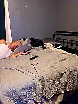 Snapshot of AerobicSleeve chatting on September 19, 5:39 am AerobicSleeve online show from September 19, 5:39 am