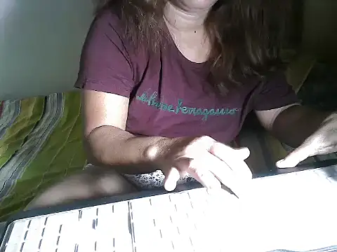 wethornypussy4u online show from July 17, 10:24 pm
