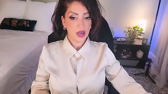 Snapshot of Wonderful_Woman chatting on September 11, 3:51 am Wonderful Woman online show from September 11, 3:51 am