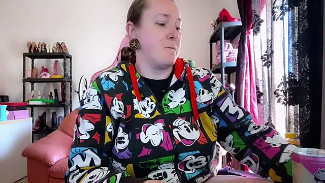 kisicaxx online show from March 27, 10:16 am