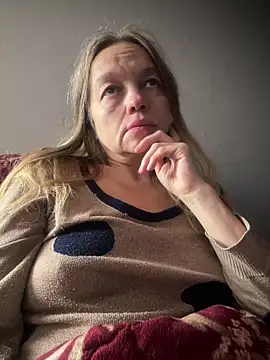 Susanel online show from September 20, 9:40 am