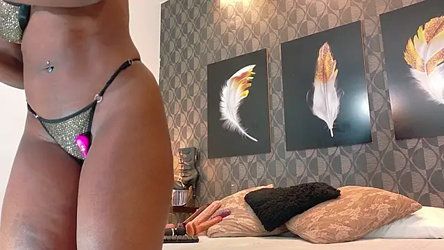 ScarleetSmith online show from March 30, 12:05 pm