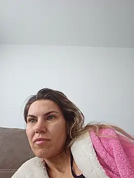 FeliciaKrige online show from January 11, 12:10 pm