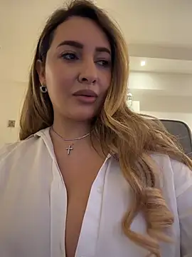 YaaraCollins online show from February 27, 8:19 pm