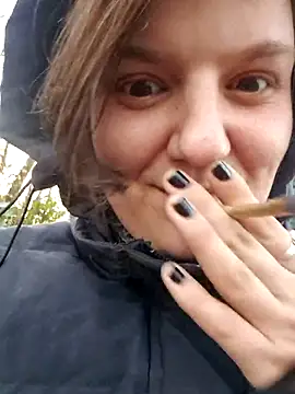 Cutegirlforyou online show from December 21, 2:21 pm