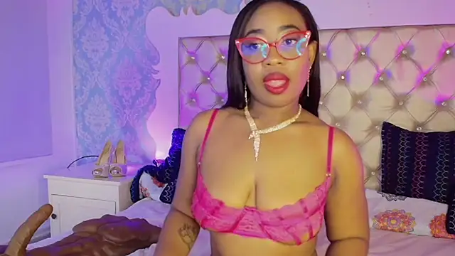 CaseyMoon online show from January 18, 2:02 pm