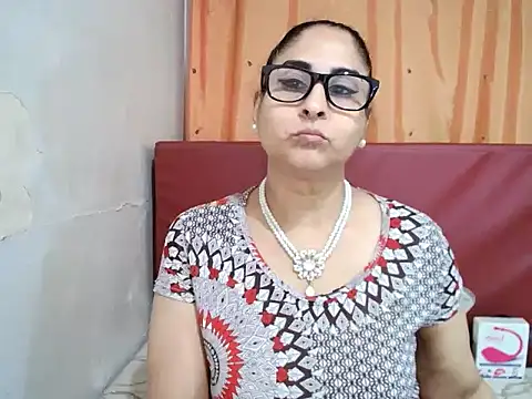 Indiankushy online show from October 7, 4:44 pm