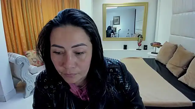 Snapshot of gaby_trent chatting on September 29, 1:49 pm gaby trent online show from September 29, 1:49 pm