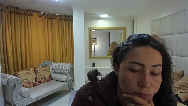 Snapshot of gaby_trent chatting on October 14, 1:57 pm gaby trent online show from October 14, 1:57 pm