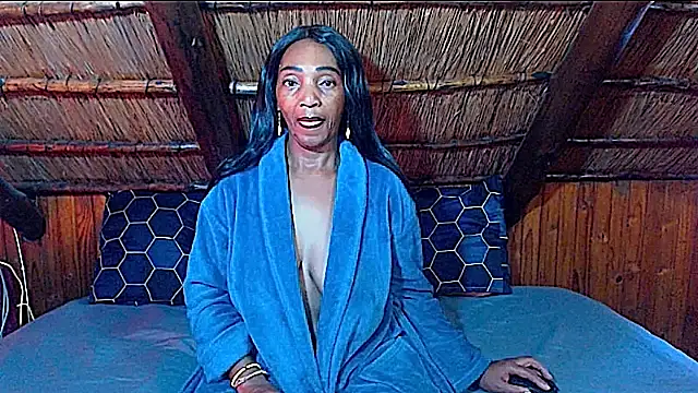 NikkyJigglesX online show from March 10, 7:23 am