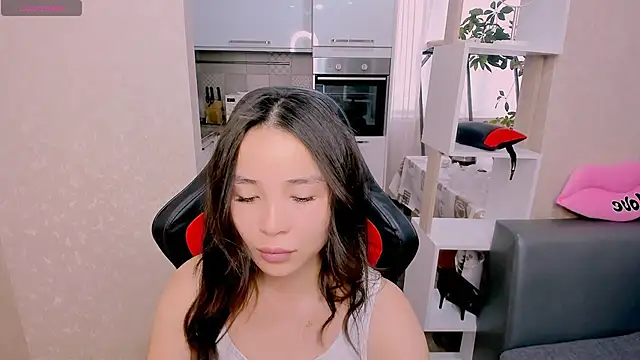 AyaMoon online show from October 15, 5:21 am