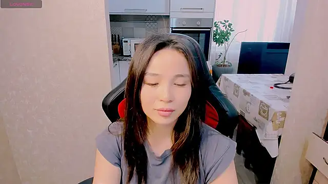 AyaMoon online show from November 11, 8:33 am