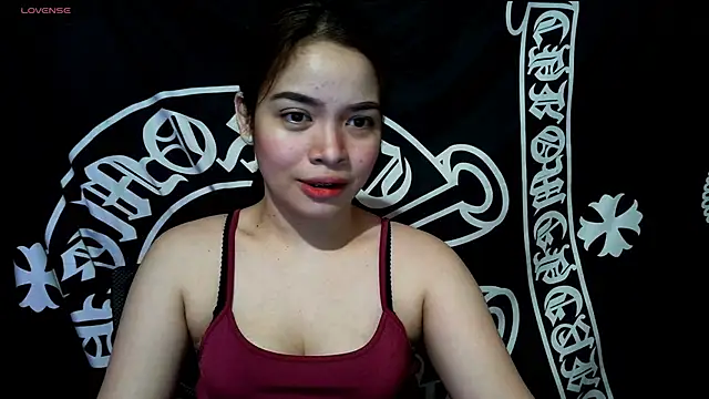  preciousmoira  online show from June 10, 12:32 am