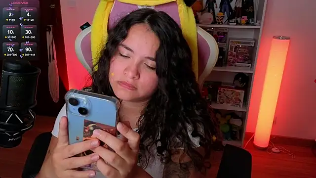 Snapshot of Sweet_sully__ chatting on September 23, 8:12 am Sweet sully online show from September 23, 8:12 am