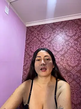 juliana diaz online show from October 27, 11:28 am