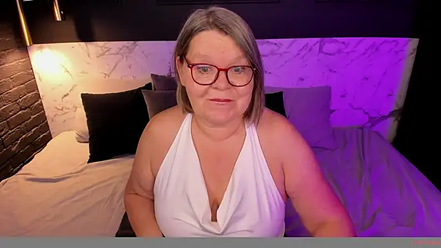 Shannonshine online show from October 27, 1:06 pm