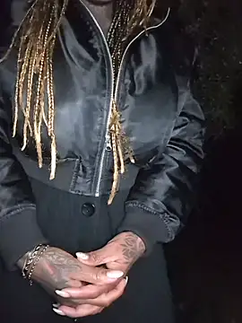 DarkDea online show from December 1, 5:04 pm