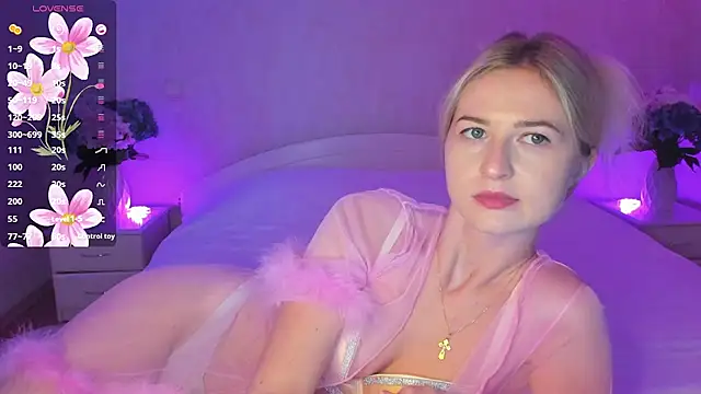 AnnaCarrera online show from September 23, 9:46 pm