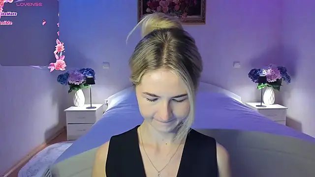 AnnaCarrera online show from April 16, 9:39 pm