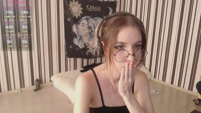 Snapshot of _Hanna_Moon_ chatting on September 26, 10:57 am  Hanna Moon  online show from September 26, 10:57 am