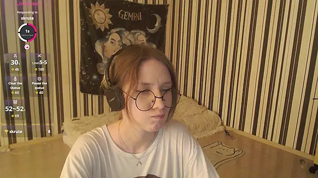 Snapshot of _Hanna_Moon_ chatting on October 1, 2:55 pm  Hanna Moon  online show from October 1, 2:55 pm