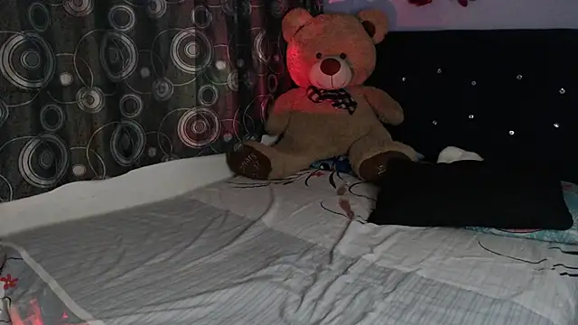 ANGELIQUE KLANE online show from June 14, 2:24 am