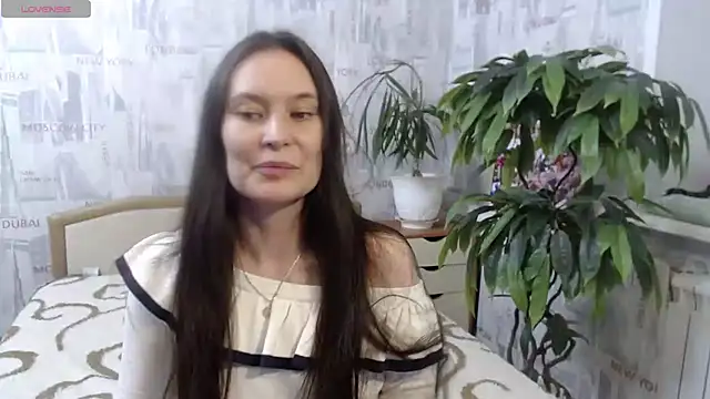 GinaQSoul online show from April 18, 7:07 pm