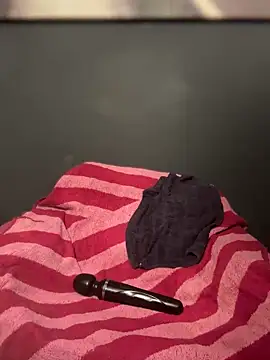 SEXaddictCANDY10 online show from April 1, 3:51 am