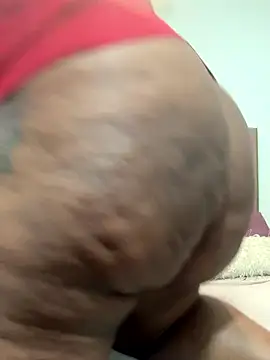 Bootyliciouse21X online show from January 10, 4:11 pm