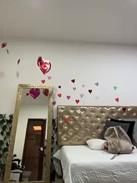 Fancyxlove online show from April 22, 12:24 pm