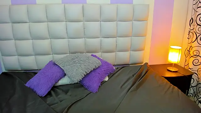 teresasroom  online show from January 13, 6:23 pm