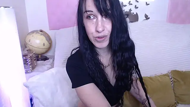 -carla- online show from February 8, 8:18 am