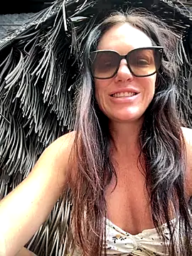 LilliThelo online show from December 15, 4:07 am