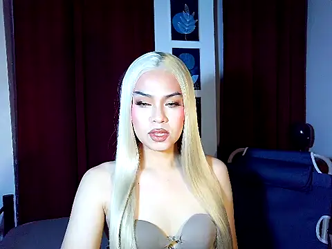 MistressLuna1 online show from February 27, 12:43 am