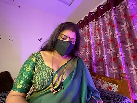 Love 4Sex online show from March 20, 5:56 am