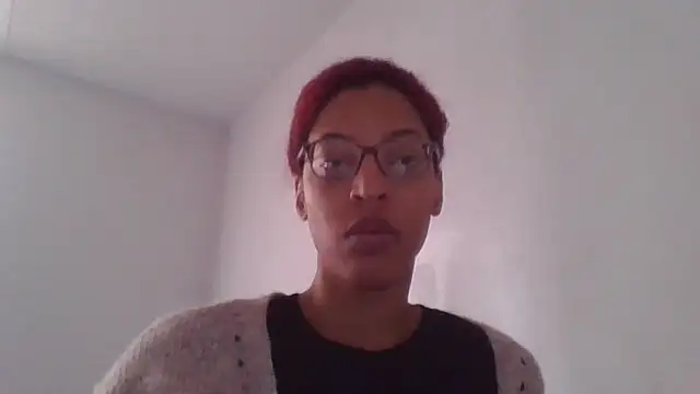 Queen Lavish online show from November 12, 8:40 pm